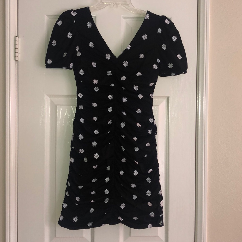 Ditsy Floral Print Ruched Bodycon